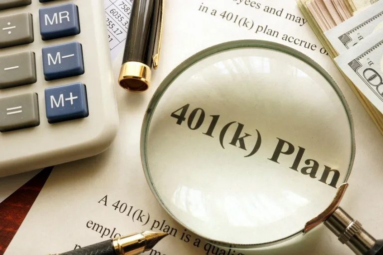 Unlocking the Benefits of Offering a 401k Plan to Your Employees Unlocking the Benefits of Offering a 401k Plan to Your Employees